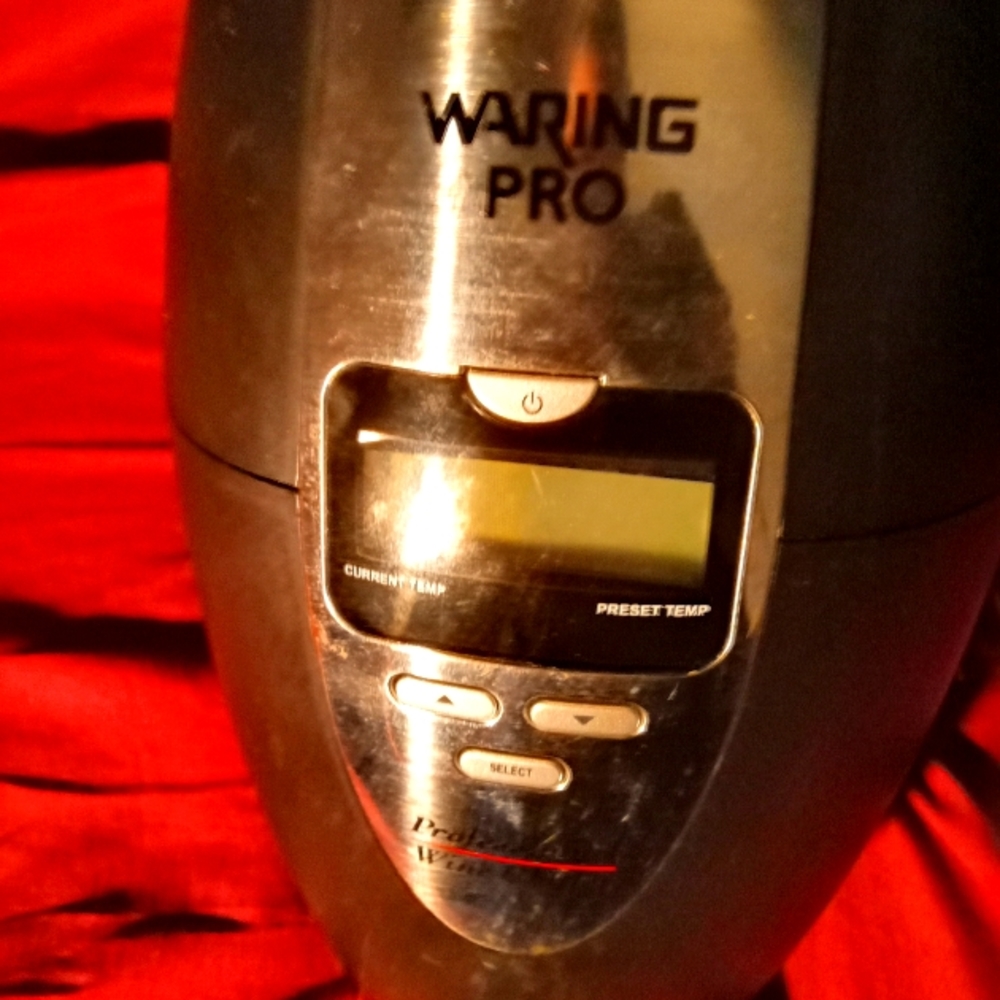 Waring pro wine chiller black